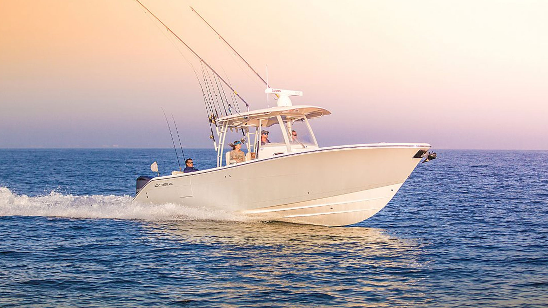 Cobia 320 Center Console Walkthrough