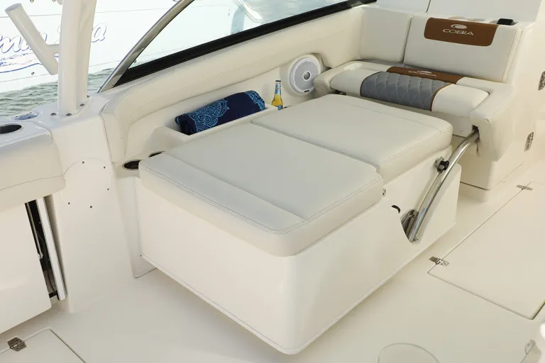 280 DC Detail