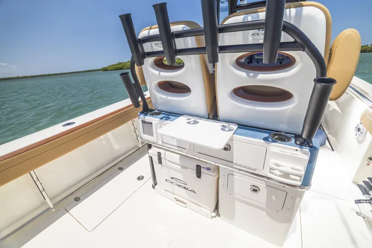 Cobia 265 CC Open Detail