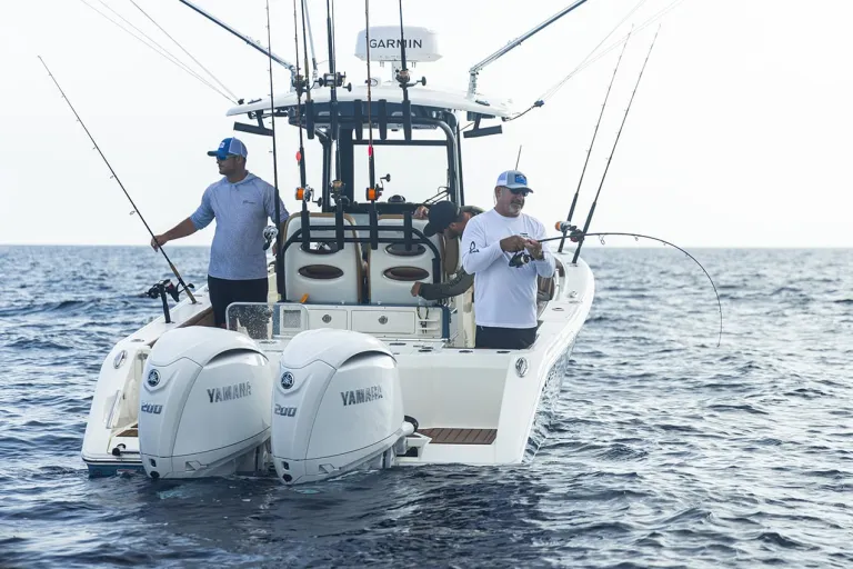 Cobia 265 CC Open Lifestyle