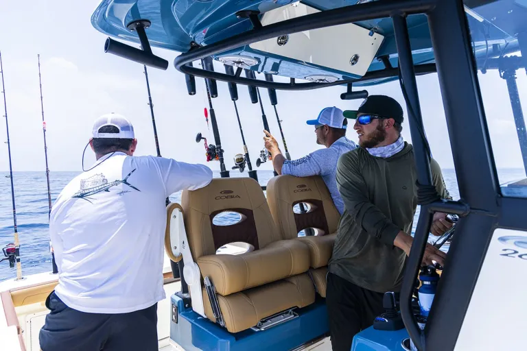 Cobia 265 CC Open Lifestyle