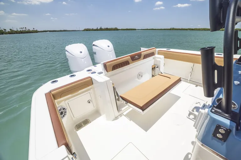 Cobia 265 CC Open Detail
