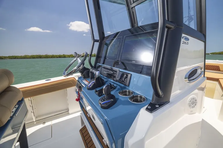 Cobia 265 CC Open Detail