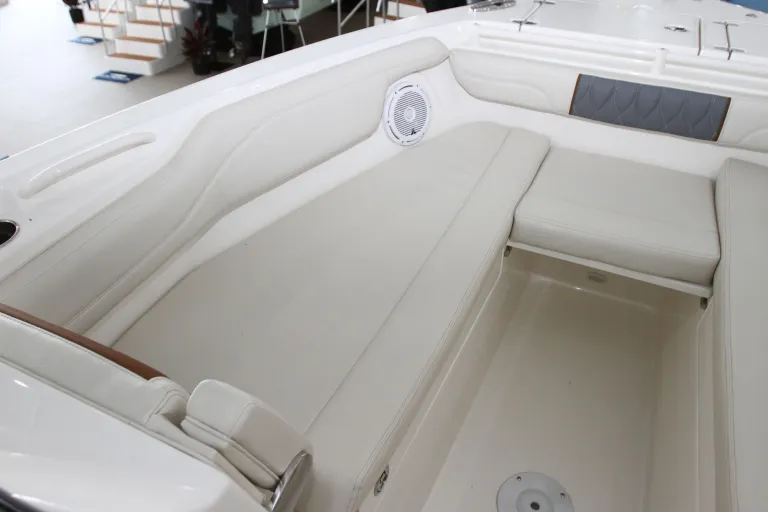 280 DC Detail