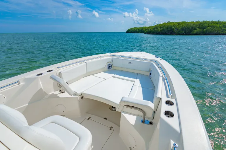 cobia-320-cc-bow-electric-table-lounge-configuration.jpg