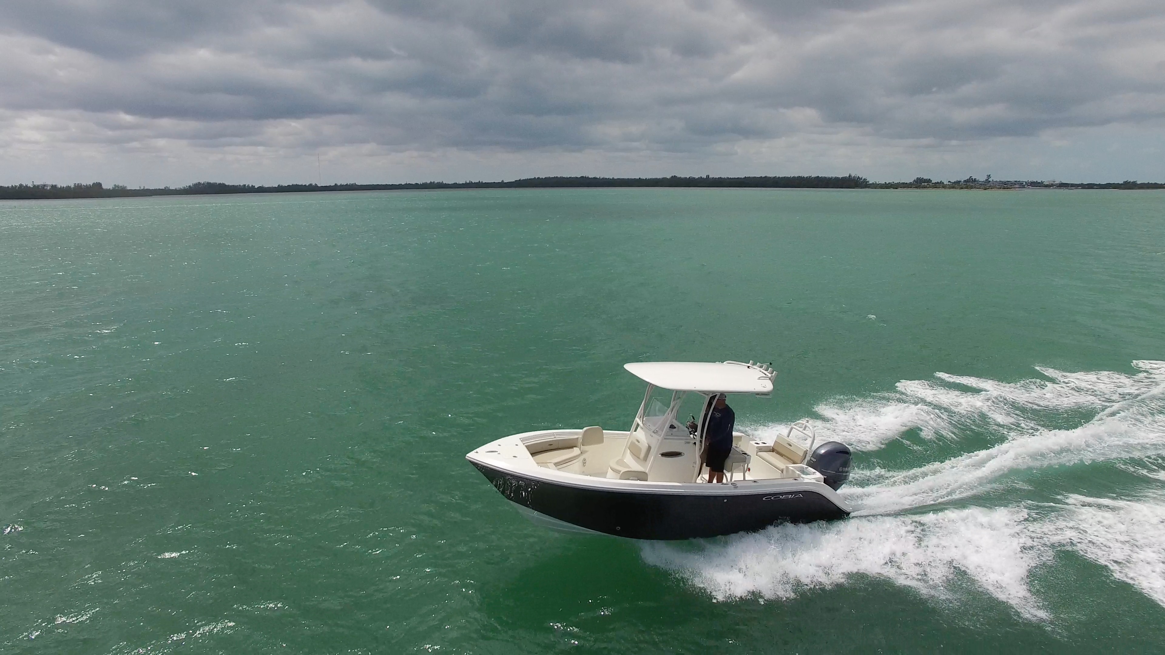 Cobia 2022 220 Hull Design